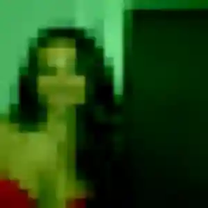 Laura, 27 ans, en ligne à Louannec pour un plan cul