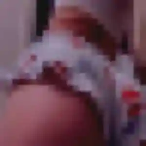 Photo de Assia à Lüe (19 ans) - plan cul anonyme