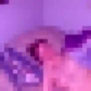 Mahaut, 20 ans, en ligne à Lussac-les-Châteaux pour une rencontre coquine