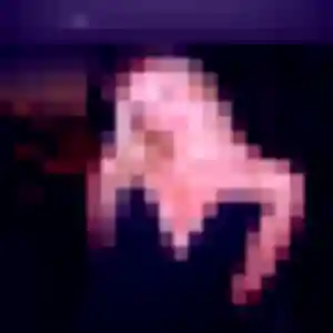 Lucie, femme de 25 ans cherche plan cul à Luthenay-Uxeloup
