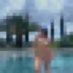 Photo perso de Charlotte, 20 ans à Malintrat - rencontre coquine