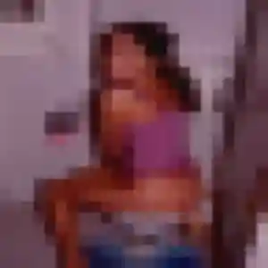 Mia de Marmagne, 34 ans - plan cul discret