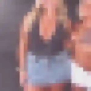 Leana, 20 ans, connectée à Massiac pour une rencontre coquine