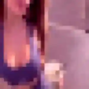 Feriel, fille de 24 ans cherche plan cul à Mazé-Milon