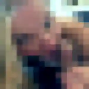 Photo de Manon à Melun (34 ans) - plan cul discret