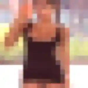 Photo de Lena à Meslan (19 ans) - plan cul sans inscription