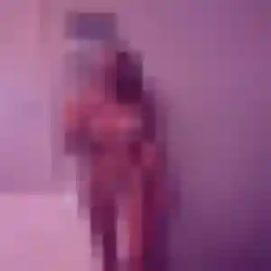 Lola, 35 ans, dispo pour plan cul à Meslay-du-Maine