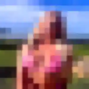 Salome, 35 ans, en ligne à Méziré pour une rencontre coquine
