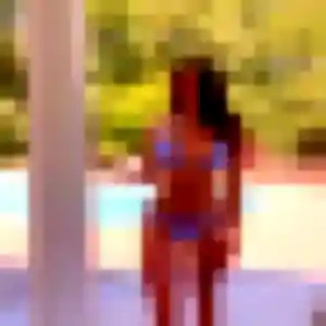 Contacte Naila, 21 ans à Moëze gratuitement