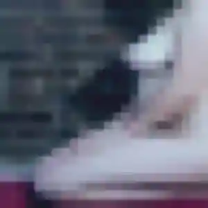 Ninon (21 ans) à Momas propose une rencontre rapidement
