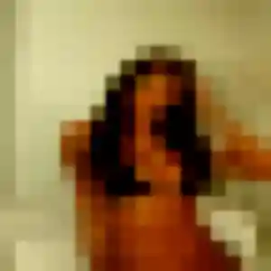 Sexy Emma, 21 ans à Monchaux-Soreng - la contacter