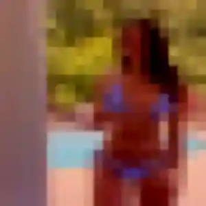 Naila, femme de 22 ans veut plan cul à Moncheaux