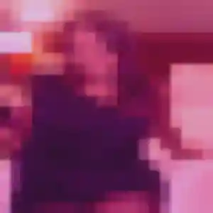 Nour, fille de 23 ans veut plan cul à Moncontour