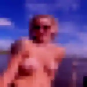 Solene, 32 ans, connectée à Mont-Saint-Martin pour une rencontre coquine