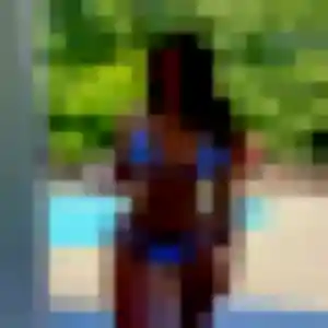 Photo de Naila à Montbeugny (34 ans) - plan cul sans inscription