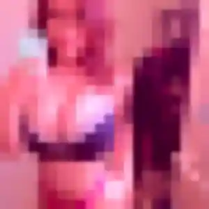 Sexy Stella, 32 ans à Montesquieu-des-Albères - la contacter