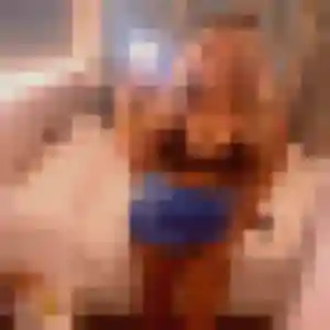Photo privée de Leila, 34 ans à Montesquieu-Volvestre - rencontre coquine