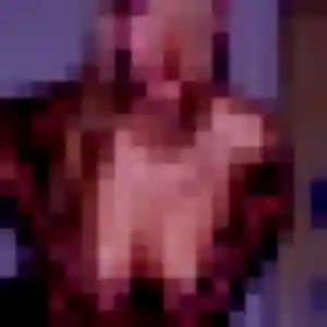 Julie de Montgermont, 23 ans - plan cul en toute liberté