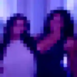 Nour, femme de 19 ans cherche plan cul à Montmorot