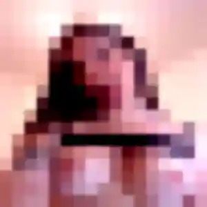Anouk, femme de 27 ans cherche plan cul à Montreuil