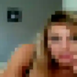 Photo de Amandine à Montrozier (28 ans) - plan cul gratuit