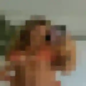 Alix, 22 ans, dispo pour plan cul à Morlanne