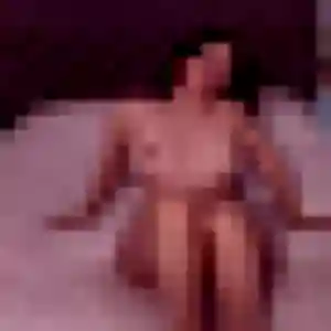 Kenza, fille de 22 ans cherche plan cul à Moulidars