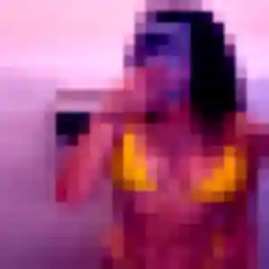 Découvre Marion, 22 ans à Moulins-la-Marche gratuitement