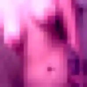 Selma (19 ans) à Moulle propose un plan cul ce soir