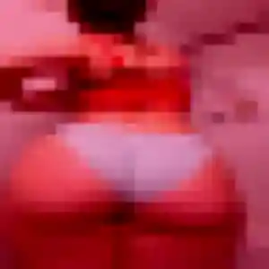 Contacte Pauline, 33 ans à Nauviale gratuitement