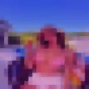 Sexy Naila, 22 ans à Nevoy - découvrir son profil