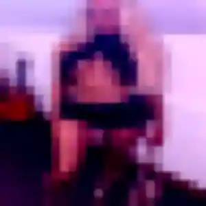Yasmine, 23 ans, dispo pour plan cul à Niherne