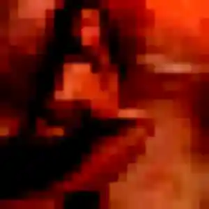 Flore, 33 ans, en ligne à Nomain pour une rencontre coquine