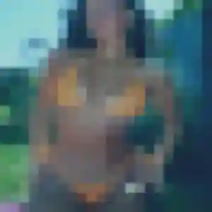 Photo de Eva à Notre-Dame-de-Monts (23 ans) - plan cul anonyme