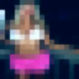 Photo exclusive de Rania, 25 ans à Nouvion - plan discret