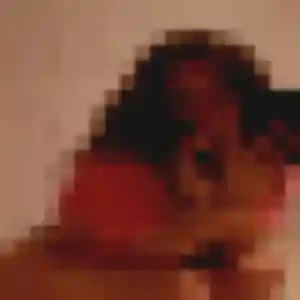 Photo de Alina à Nucourt (22 ans) - plan cul discret