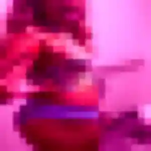 Lola, 23 ans, en ligne à Oberhergheim pour une rencontre coquine