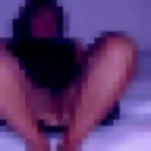 Sarah, fille de 23 ans veut plan cul à Œting