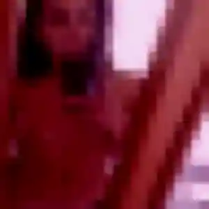 Clara, 20 ans, connectée à Orbeil pour un plan cul