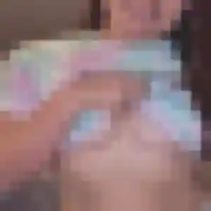 Contacte Aurelie, 29 ans à Orcines en privé