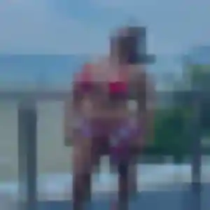 Rejoins Hana, 19 ans à Oulins en privé