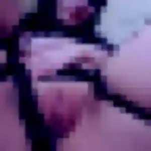 Yasmine, 25 ans, connectée à Oyeu pour une rencontre coquine