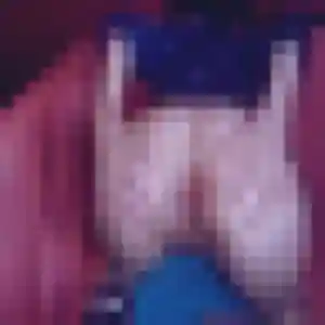 Tessa, 25 ans, connectée à Ozan pour une rencontre coquine
