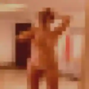 Contacte Perrine, 27 ans à Pamfou gratuitement