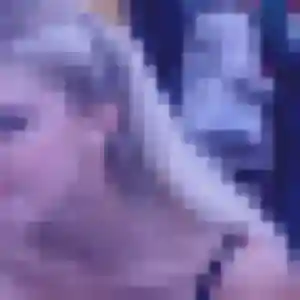 Mia de Peltre, 24 ans - plan cul discret