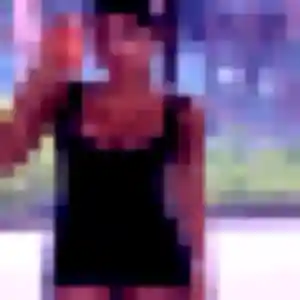 Lena, femme de 28 ans veut plan cul à Perreux