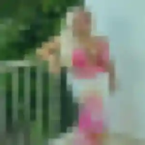Photo de Elena à Pey (21 ans) - plan cul sans inscription