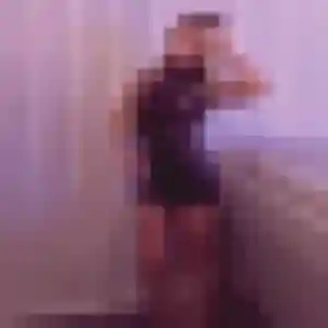 Photo de Clara à Pierrevert (24 ans) - plan cul discret