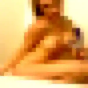 Fanny de Pin-Balma, 23 ans - plan cul discret