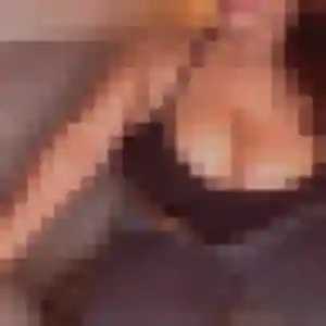 Découvre Alicia, 29 ans à Plénée-Jugon gratuitement